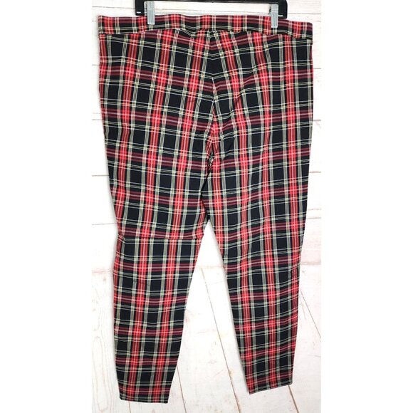 Rue+ 3X Cotton/Polyester Plaid Women’s Zip Up Pants | Stylish Plus-Size Pants - Picture 11 of 13